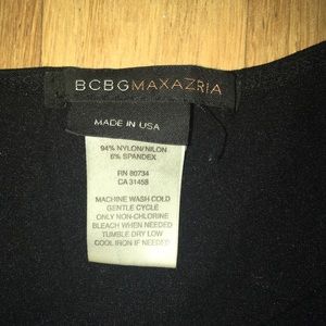 BCBGMaxAzria Tops - V-neck scrunch top BCBGMaxAzria Tops - V-neck scrunch top
